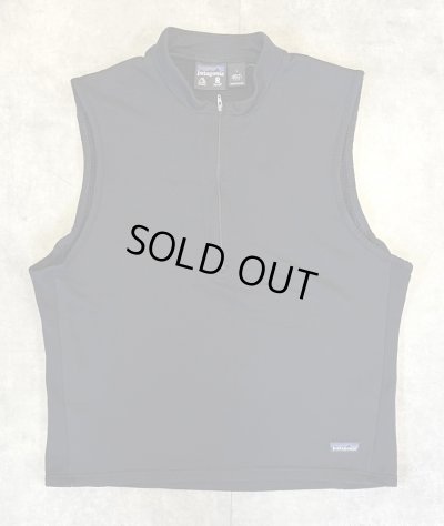 画像1: 00'S PATAGONIA 裾ロゴ レギュレーター R1 ハーフジップベスト ブラック USA製 (VINTAGE)