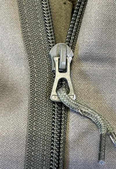 画像4: 80'S フランス軍 M64 パーカー PRESTILジップ オリーブ 92C (DEADSTOCK)