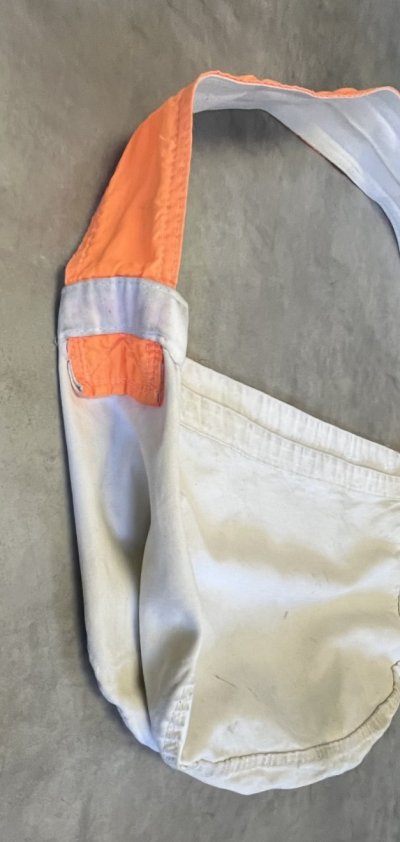 画像2: 70'S UNKNOWN プリント無し ニュースペーパーバッグ ホワイト/オレンジ (VINTAGE)