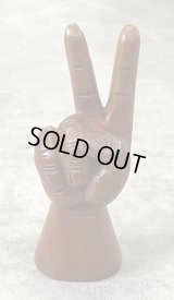 ウッドカービング ピースサイン ハンドサイン オーナメント オブジェ 手彫り 置物 (VINTAGE)