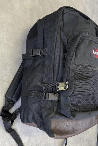 画像3: 90'S EASTPAK 旧タグ ボトムレザー ナイロン バックパック ブラック USA製 (VINTAGE)