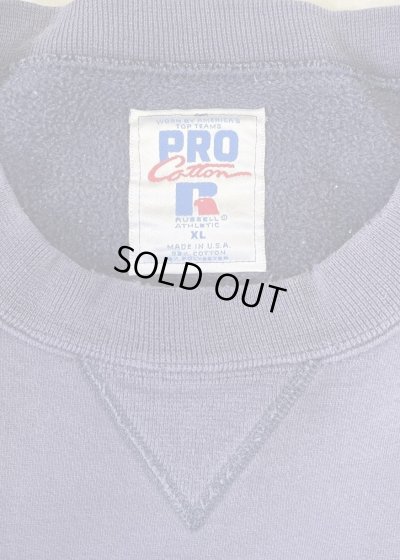 画像2: 90'S RUSSELL ATHLETIC "PRO COTTON" 前Vガゼット付き クルーネック スウェットシャツ ナス紺 USA製 (VINTAGE)