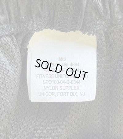 画像2: アメリカ軍 US ARMY IPFU ナイロン トレーニングパンツ ブラック M-SHORT (USED)