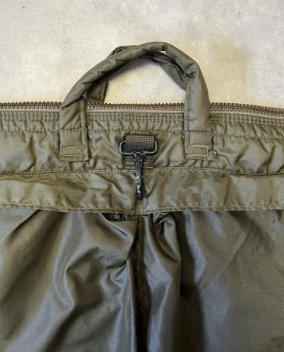 画像4: 80'S アメリカ軍 USAF フライヤーズ ヘルメットバッグ SERVALブラスジップ (VINTAGE)