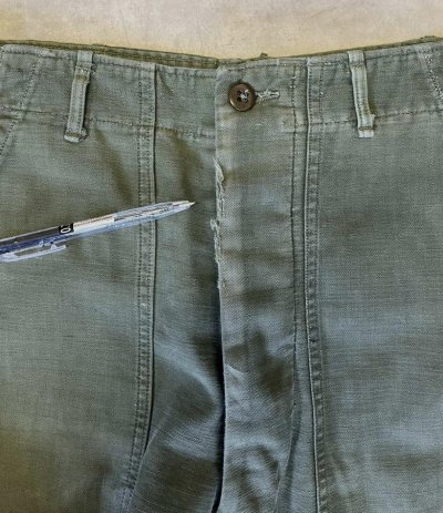 画像5: 60'S アメリカ軍 US ARMY "OG107" 初期モデル コットンサテン 平ボタン ベイカーパンツ (VINTAGE)