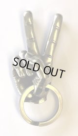 VIN'S "V SIGN KEYHOOK" ANTIQUE GOLD (NEW)