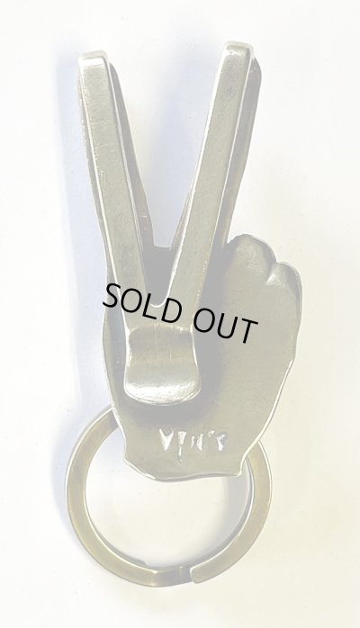 画像2: VIN'S "V SIGN KEYHOOK" ANTIQUE GOLD (NEW)