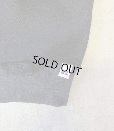 画像4: 90'S RUSSELL ATHLETIC 前Vガゼット付き クルーネック スウェットシャツ ブラック USA製 (DEADSTOCK)