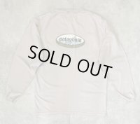 90'S PATAGONIA "BENEFICIAL T'S" オーバルロゴ バックプリント 長袖 Tシャツ ベージュ (VINTAGE)