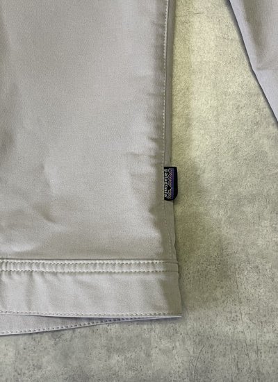 画像4: 00'S PATAGONIA "DISPATCH JACKET" ソフトシェル ドリズラージャケット ライトグレー (VINTAGE)