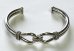 画像1: ナバホ族 インディアンジュエリー "STEVE ARVISO" ホースウィスパラー シルバーバングル (NEW) (1)