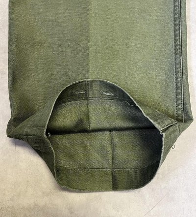 画像4: 60'S アメリカ軍 US ARMY "OG107" コットンサテン ベイカーパンツ ミリタリーグリーン W34L33 (VINTAGE)