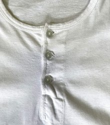 他の写真2: RACE BRAND 袖リブ付き シングルステッチ ヘンリーネック Tシャツ ホワイト (VINTAGE)