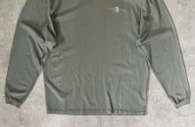 他の写真3: 00'S PATAGONIA  x LOTUS DESIGNS "BENEFICIAL T'S" 両面ロゴ刺繍 長袖 Tシャツ オリーブ (VINTAGE)