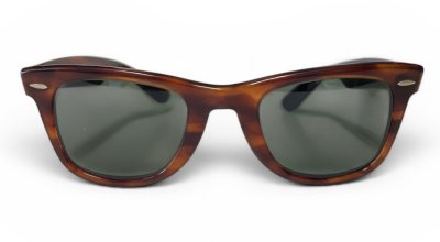 画像1: 80'S B&L ボシュロム製 RAY-BAN "WAYFARER" サングラス べっ甲ブラウン USA製 (VINTAGE)