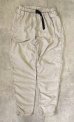 画像1: 90'S GRAMICCI 旧ロゴ ベルト付き ナイロンパンツ ベージュ USA製 (VINTAGE) (1)