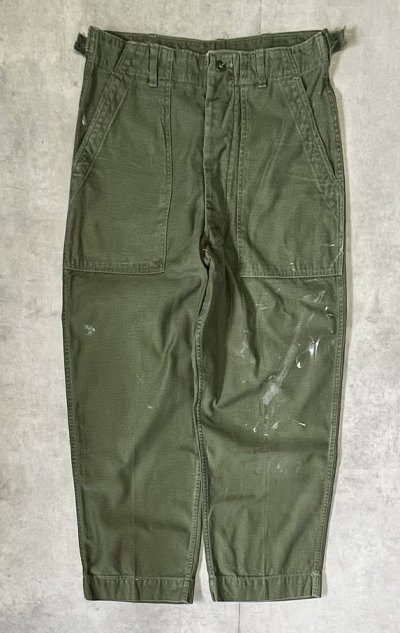 画像1: 60'S アメリカ軍 US ARMY "OG107" 初期モデル コットンサテン 平ボタン ベイカーパンツ (VINTAGE)