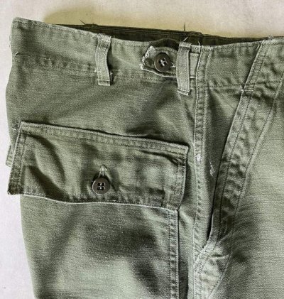 画像4: 60'S アメリカ軍 US ARMY "OG107" 初期モデル コットンサテン 平ボタン ベイカーパンツ (VINTAGE)