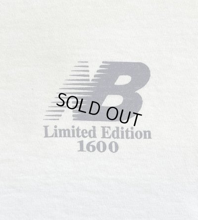 画像3: 90'S JUST FOR FEET "NEW BALANCE 1600" シングルステッチ 両面＆袖プリント 半袖 Tシャツ ホワイト USA製 (VINTAGE)