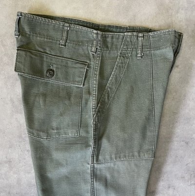 画像2: 70'S アメリカ軍 US ARMY "OG107" コットンサテン ベイカーパンツ ミリタリーグリーン (VINTAGE)