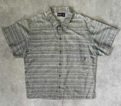 画像1: 90'S PATAGONIA オーガニックコットン 半袖 ACシャツ 総柄 香港製 (VINTAGE)