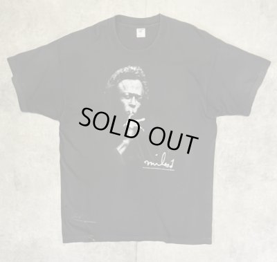 画像1: 90'S MILES DAVIS "GEAR INC" シングルステッチ 半袖 Tシャツ ブラック USA製 (VINTAGE)