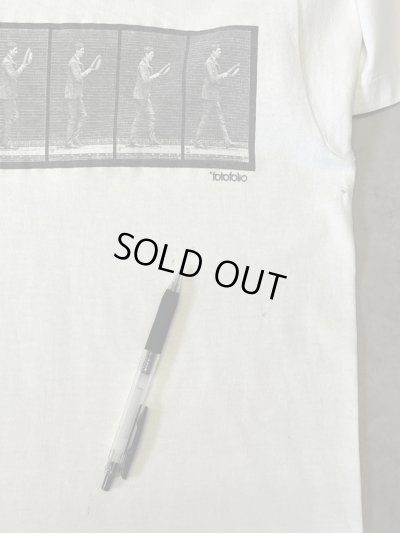 画像8: 90'S FOTOFOLIO "EADWEARD MUYBRIDGE" シングルステッチ 両面プリント 半袖 Tシャツ ホワイト USA製 (VINTAGE)