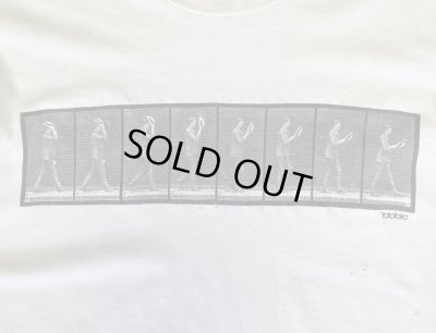 画像3: 90'S FOTOFOLIO "EADWEARD MUYBRIDGE" シングルステッチ 両面プリント 半袖 Tシャツ ホワイト USA製 (VINTAGE)
