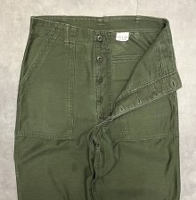 他の写真1: 60'S アメリカ軍 US ARMY "OG107" コットンサテン 平ボタン ベイカーパンツ ミリタリーグリーン (VINTAGE)