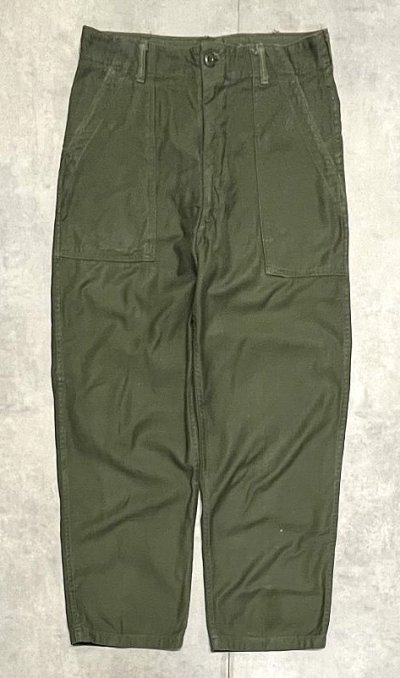 画像1: 70'S アメリカ軍 US ARMY "OG107" コットンサテン ベイカーパンツ ミリタリーグリーン GENERALジップ (VINTAGE)