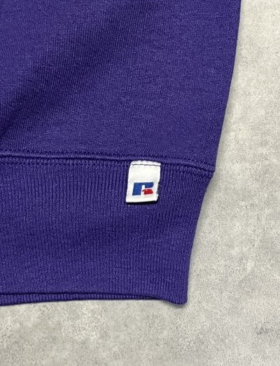 画像3: 90'S RUSSELL ATHLETIC 前Vガゼット付き クルーネック スウェットシャツ グレープ USA製 (VINTAGE)