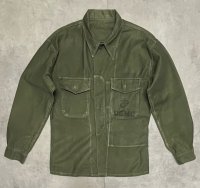 50'S アメリカ軍 USMC "P-58" ステンシル入り コットンサテン ユーティリティシャツ (VINTAGE)
