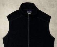 他の写真1: PATAGONIA "SYNCHILLA" 裾ロゴ フルジップ フリースベスト ブラック (MINT CONDITION)