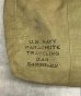 画像2: 40'S アメリカ軍 US NAVY "PARACHUTE TRAVELING BAG" キャンバスバッグ KWIKアルミジップ カーキ (VINTAGE) (2)