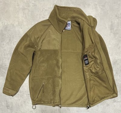 画像4: アメリカ軍 USMC ECWCS GENII フリース ジャケット コヨーテ (VINTAGE)