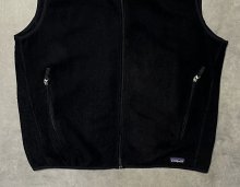 他の写真3: PATAGONIA "SYNCHILLA" 裾ロゴ フルジップ フリースベスト ブラック (VINTAGE)
