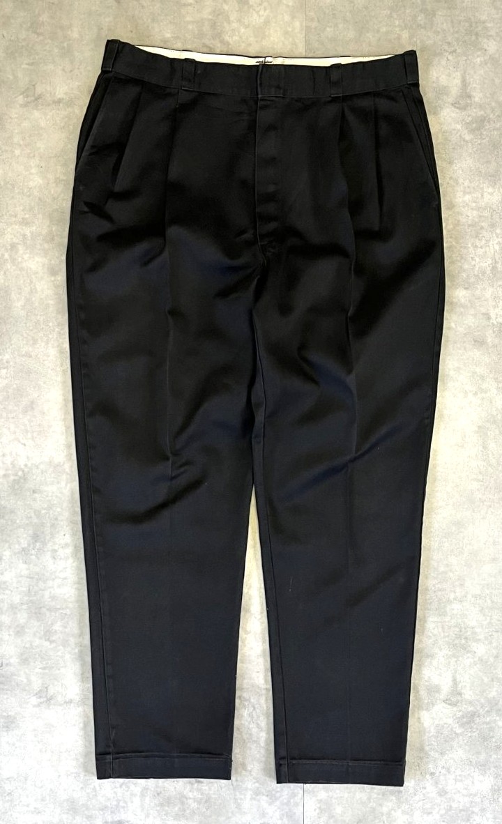 80'S DICKIES チビタグ ツープリーツ ワークパンツ ブラック USA製 (VINTAGE) 「Bottoms」入荷しました。