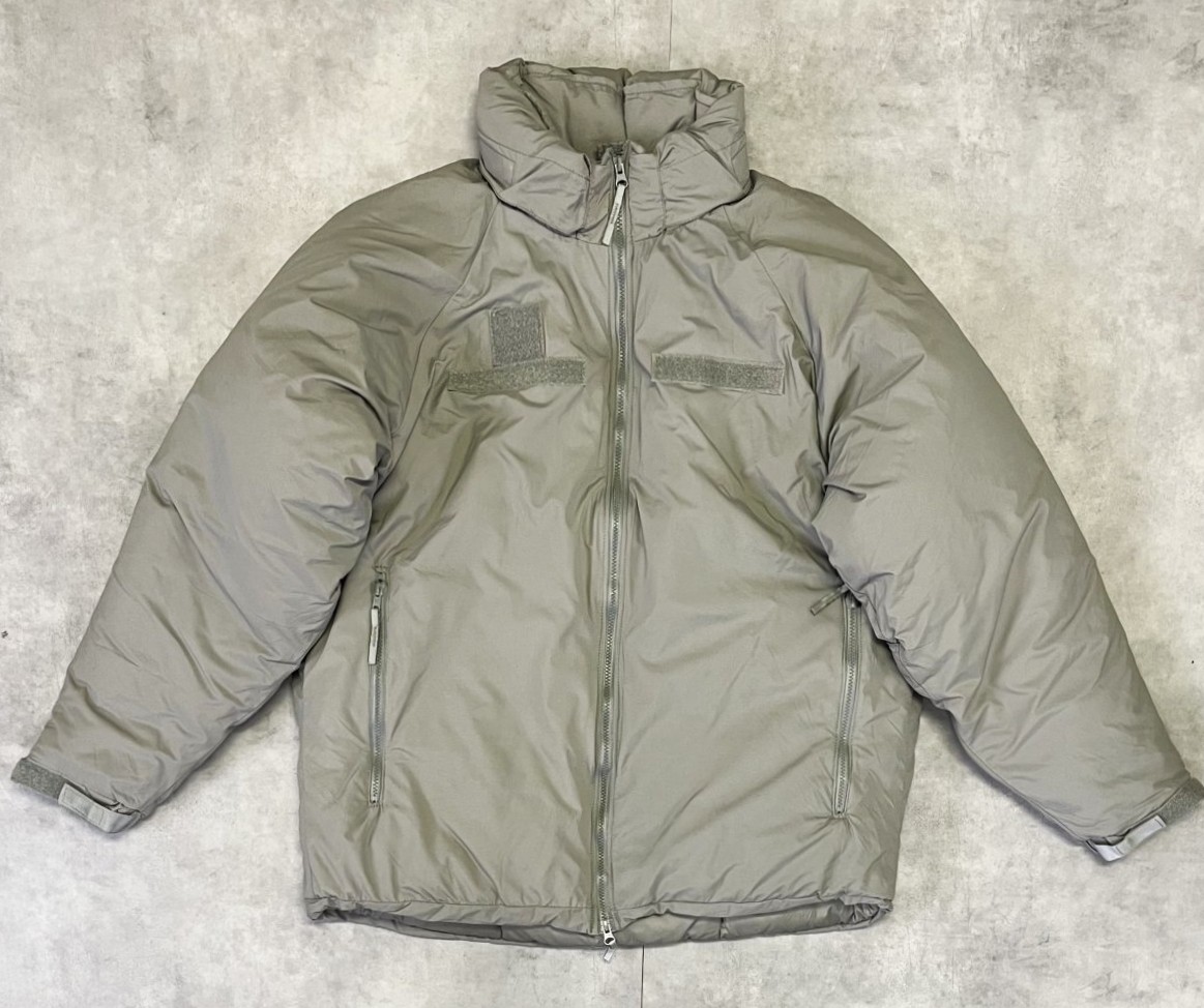 アメリカ軍 US ARMY ECWCS GENIII LEVEL7 プリマロフトパーカー アーバングレー (DEADSTOCK) 「Jacket」入荷しました。