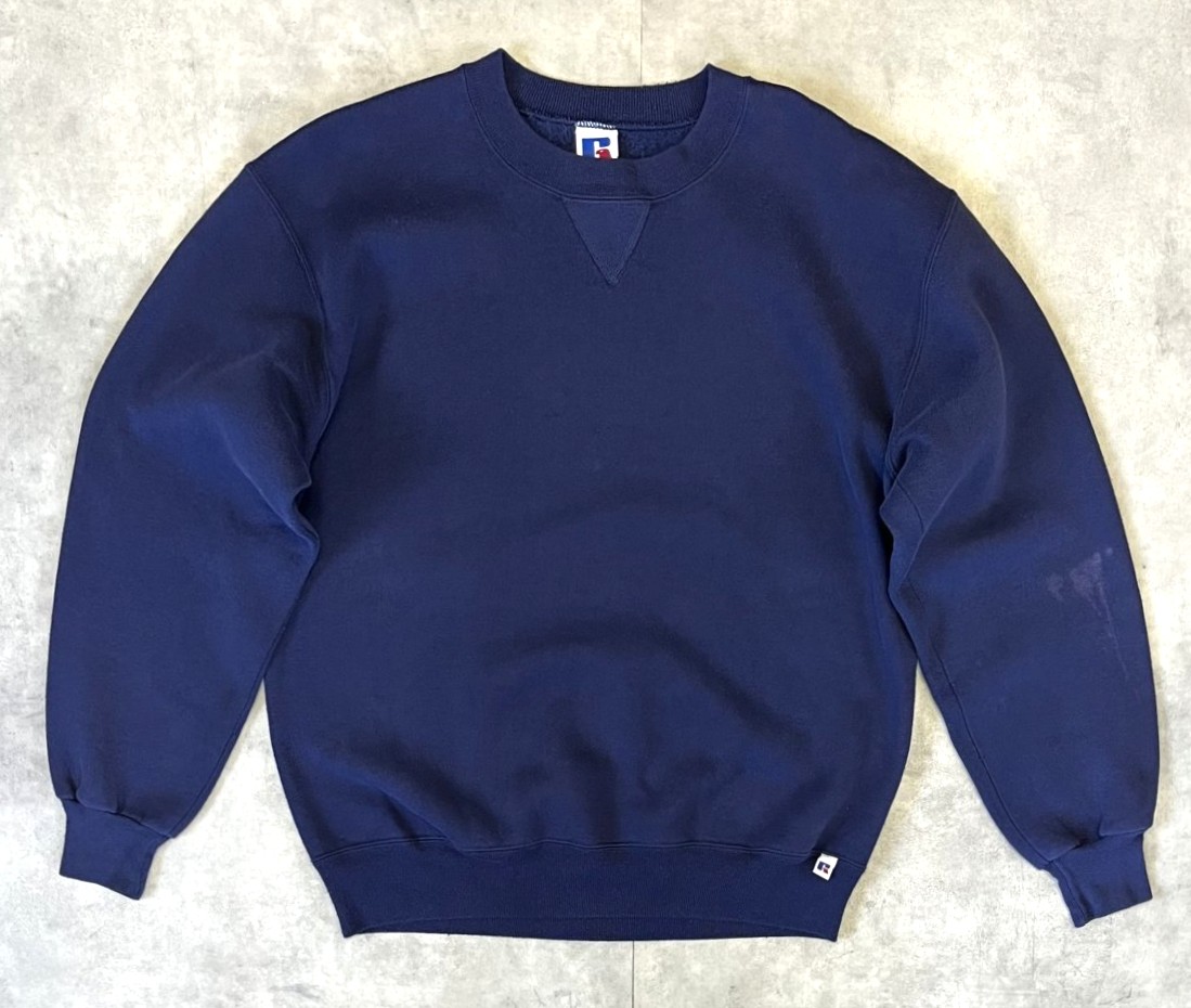 90'S RUSSELL ATHLETIC 前Vガゼット付き クルーネック スウェットシャツ ネイビー USA製 (VINTAGE) 「Sweat Shirt」入荷しました。