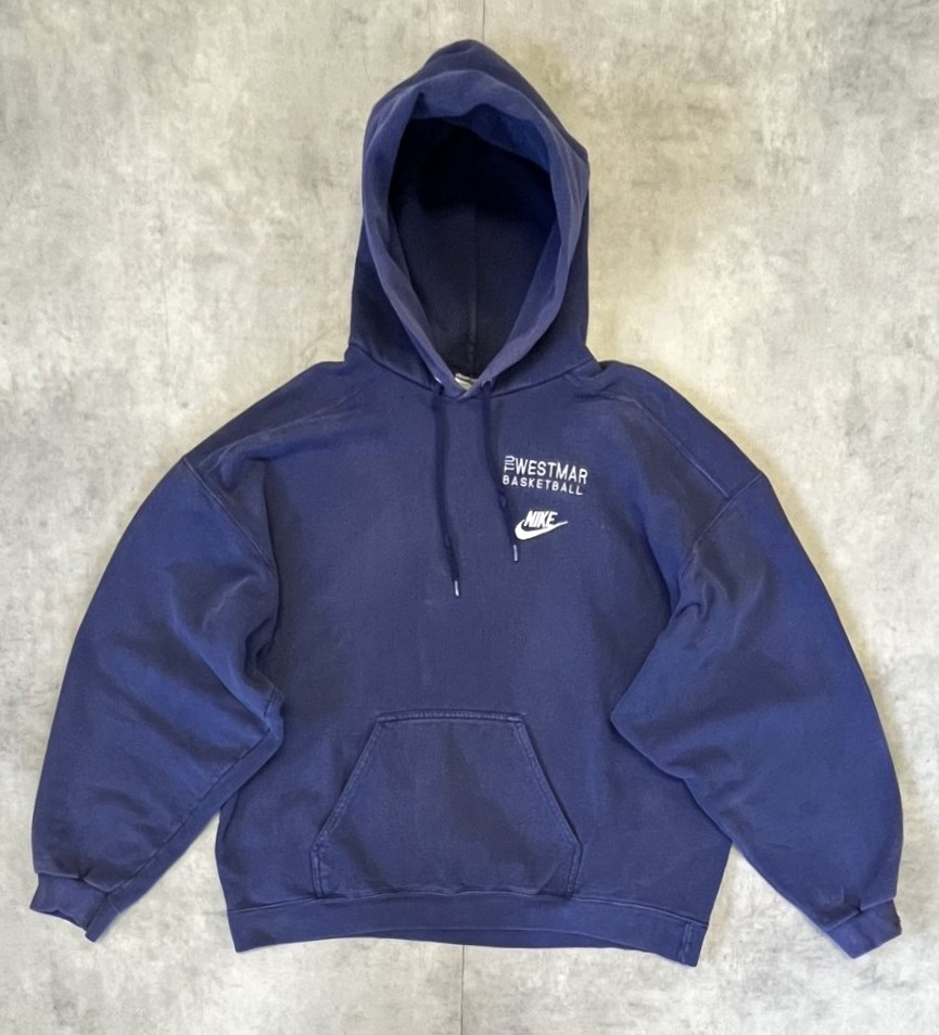 90'S NIKE 銀タグ スウェットパーカー フェードネイビー USA製 (VINTAGE) 「Parka」入荷しました。