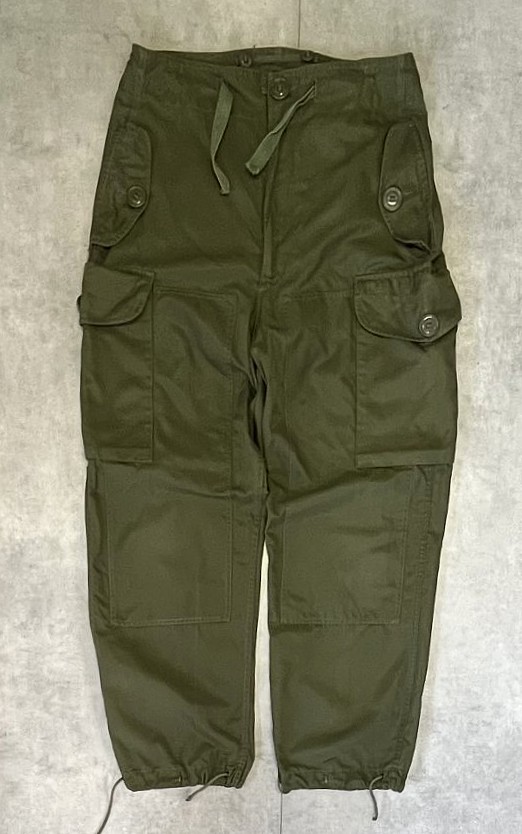 80'S カナダ軍 ECW WINDPROOF カーゴパンツ オリーブ (VINTAGE) 「Bottoms」入荷しました。