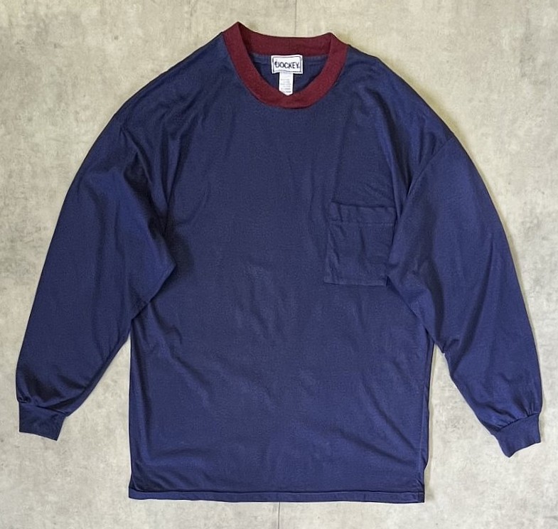 00'S JOCKEY クロスネック ポケット付き 長袖 Tシャツ ネイビー/ワインレッド (VINTAGE) 「T-Shirt」入荷しました。