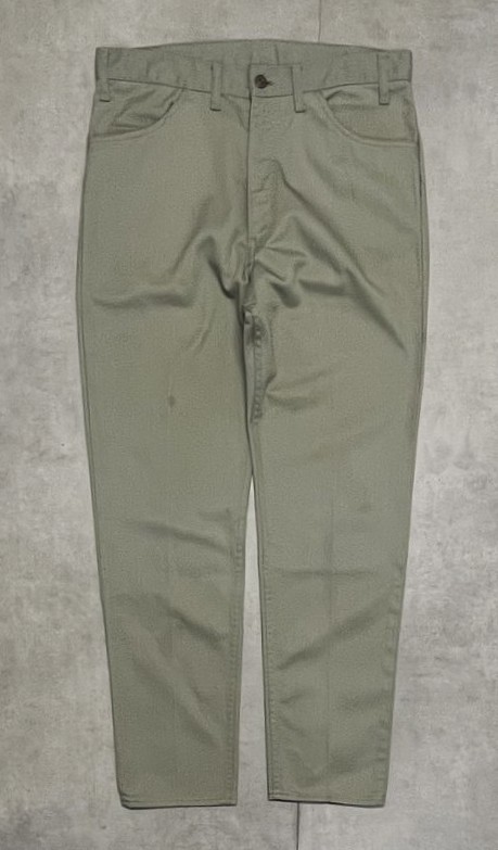 70'S LEVIS "STA-PREST" BIG E ボタン裏E カツラギ スタプレストパンツ ライトカーキ 42TALONジップ USA製 (VINTAGE)「Bottoms」入荷しました。