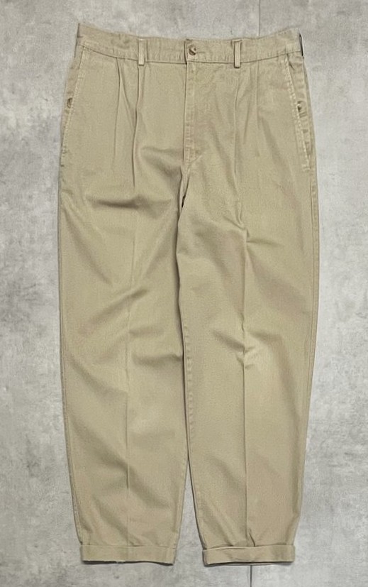 80'S BANANA REPUBLIC ツータック チノパンツ ベージュ 42TALONジップ USA製 (VINTAGE)「Bottoms」入荷しました。