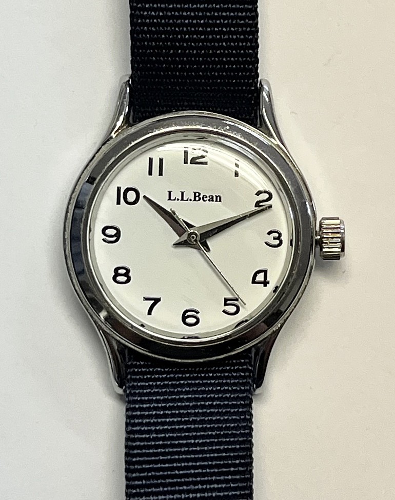LL Bean ドーム型風防 フィールドウォッチ 腕時計 文字盤ホワイト 日本製ムーブメント (VINTAGE)「Accessorie」入荷しました。