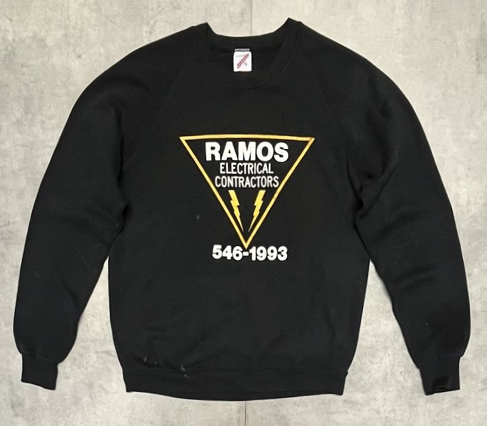 80'S JERZEES ラグランスリーブ 両面プリント スウェットシャツ ブラック USA製 (VINTAGE)「Sweat Shirt」入荷しました。