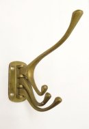 画像: ブラス製 3連 フック ハンガー ゴールド (ANTIQUE) 「Antique Goods」 入荷しました。