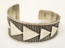 画像: ナバホ族 "SANTORA YAZZIE" トゥーファキャスト バングル (NEW) 「Accessories」 入荷しました。