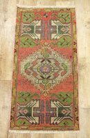画像: ウール トライバルラグ 99cm x 51cm (ANTIQUE) 「Antique Goods」 入荷しました。