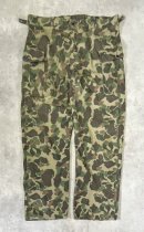 画像: 60'S USMC 民間品 M-43 カーゴパンツ コの字留めジップ 13スターボタン ダックハンターカモ (VINTAGE) 「Bottoms」入荷しました。